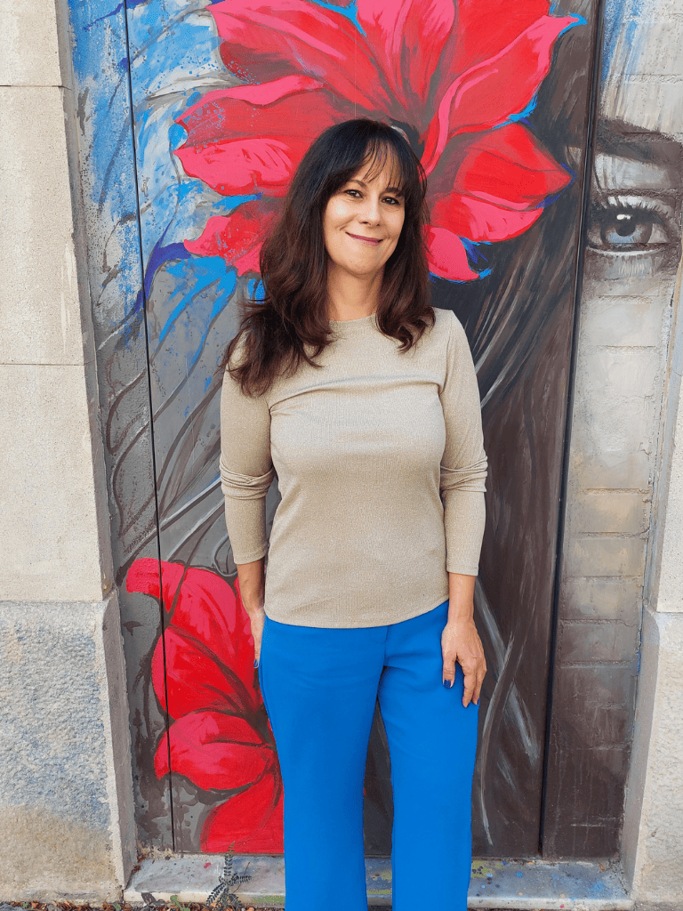 Eva Núñez – Muerte en Enigma Land