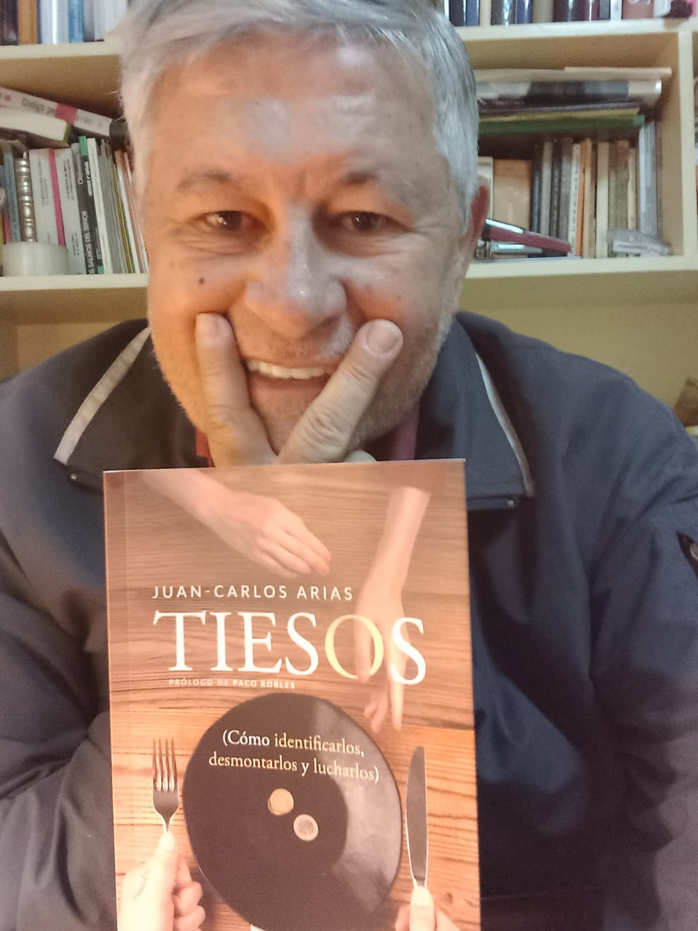 Juan-Carlos Arias – Tiesos